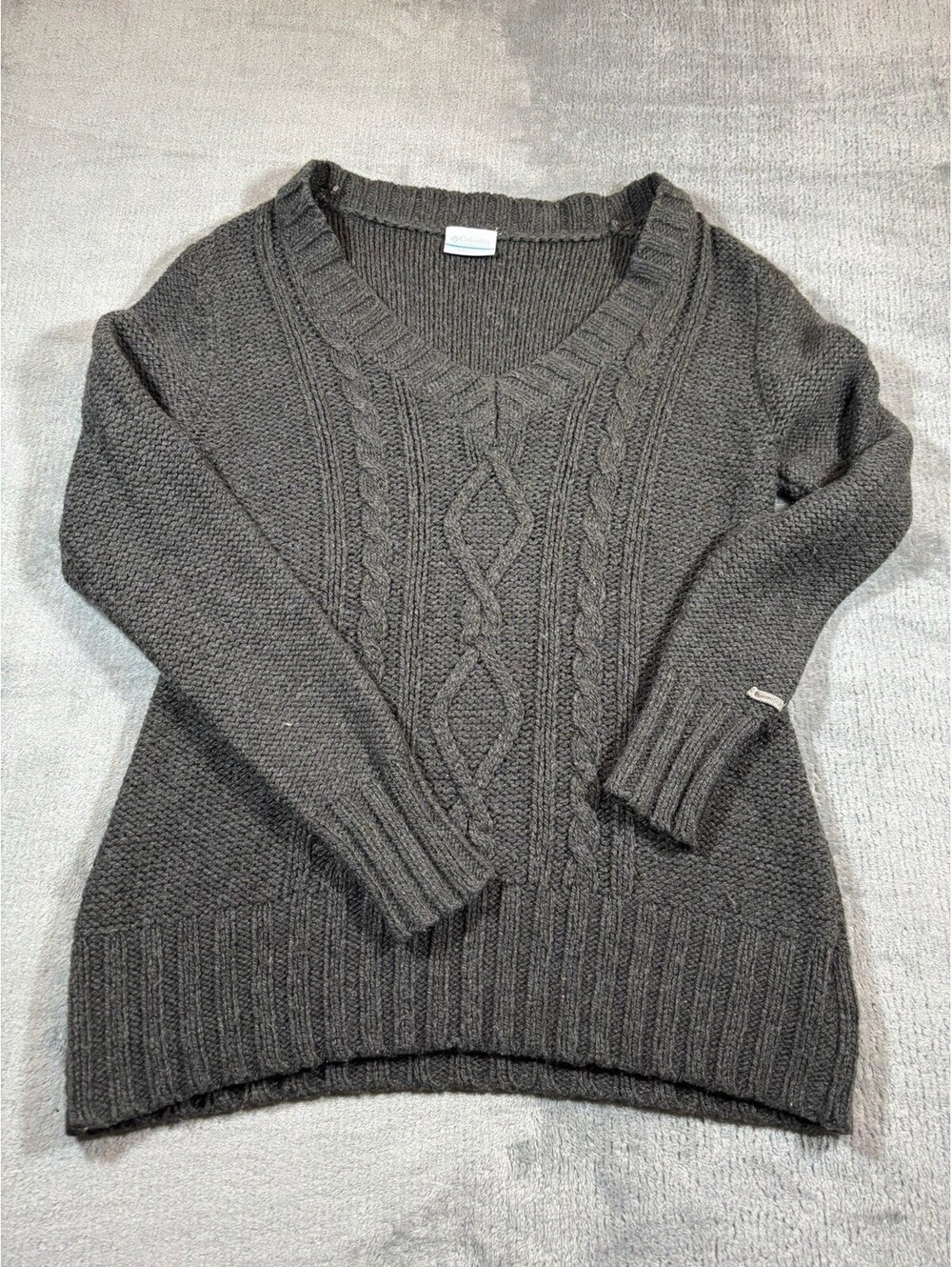 Columbia Womens Sweater Size Large Grey Cable Knit V Neck Long Sleeve Pullover